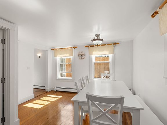 5th image of 8 Lewis Ct