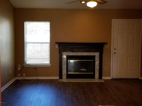 4th image of 8425 Rockridge Dr
