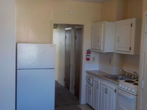 5th image of 4006 Milton Dr APT 3