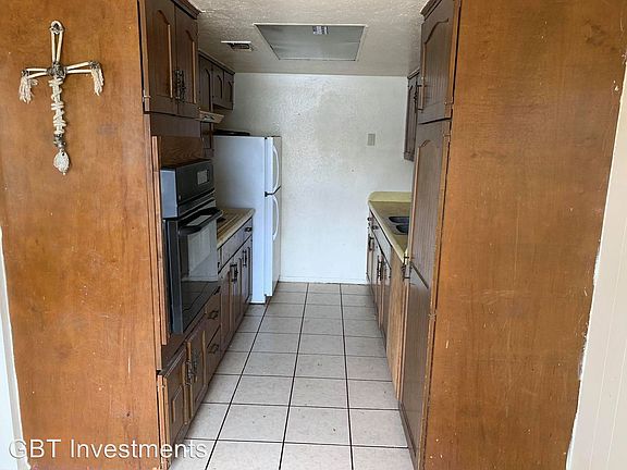 3rd image of 1410 N Mary St APT 7