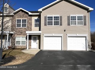 106 Worthington Ter, Wynantskill, NY 12198