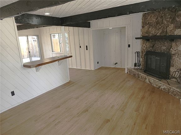 5th image of 532 Meadow Ln