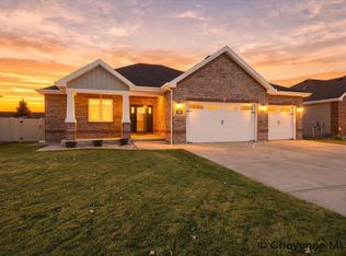 2107 Plain View Rd, Cheyenne, WY 82009