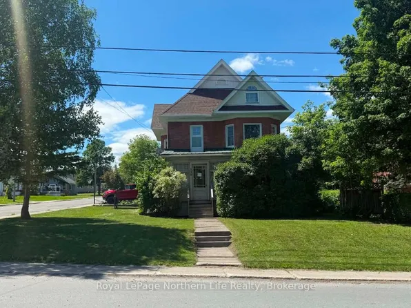 534 Rorke Ave, Temiskaming Shores, ON P0J 1K0