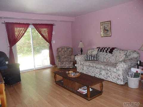 2nd image of 13 Willow Ct