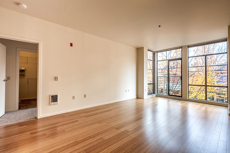 1st image of 2315 NW Overton St #B6ccfc2f9