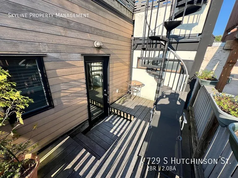 729 S Hutchinson St — Photo 22