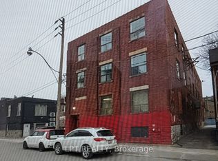 17 Paton Rd, Toronto, ON M6H1R7