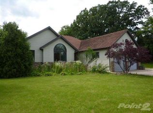 510 Danielson Dr, Darien, WI 53114