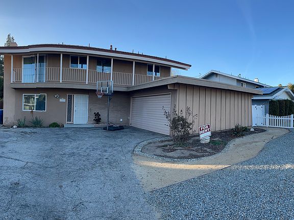 3rd image of 7723 Vicky Ave