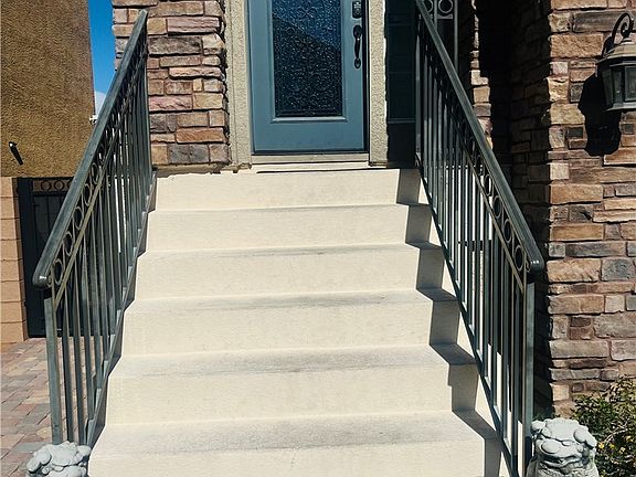 3rd image of 5908 Iris Vineyards Ave