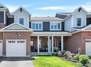 236 Willow Aster Cir, Ottawa, ON K4A 1C9