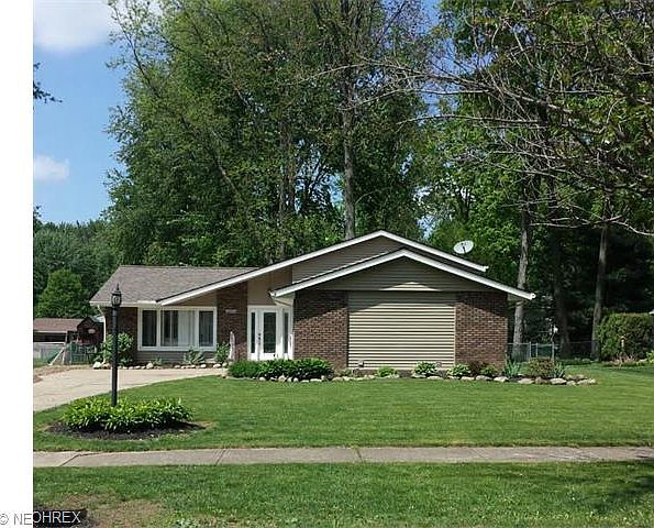 1st image of 34078 Gail Dr