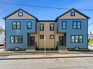 1 Brook St #1B, Manchester, MA 01944