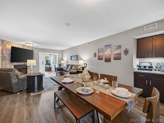 5th image of 35 Casa Blanca Ct #220-1A