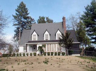 28 Hillcrest Dr, Piscataway, NJ 08854