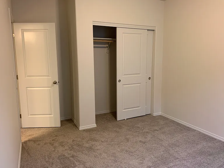2417 Imperial Dr NW — Photo 21