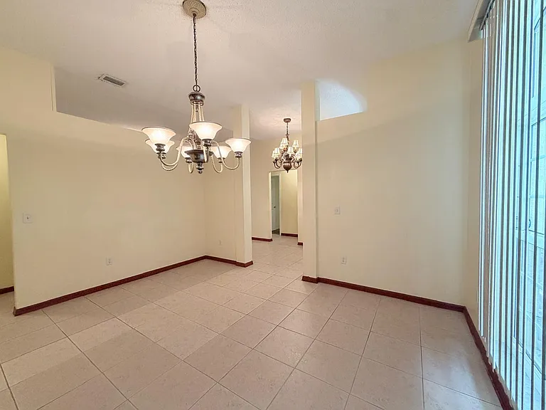 1613 SW Whipple Ave — Photo 12