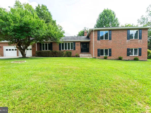 9901 Cleary Ln, Bowie, MD 20721