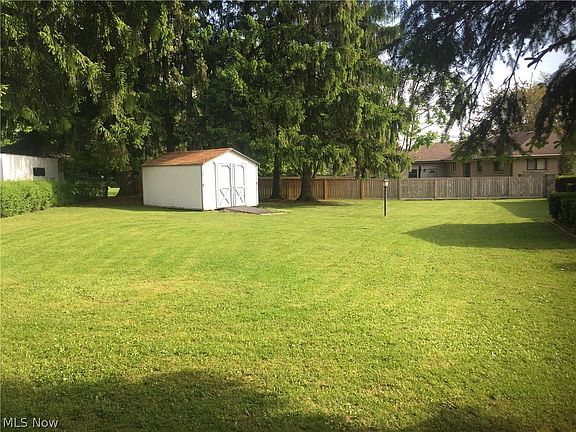 5th image of 775 Lynita Dr NE