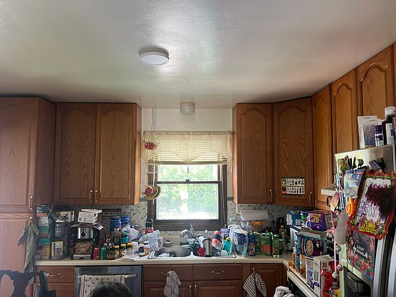 4th image of 4190 Crimson Dr