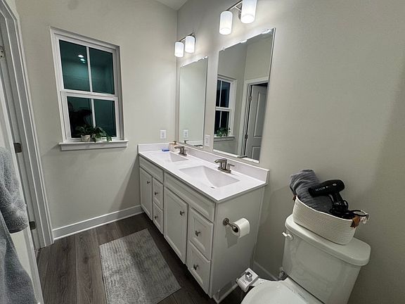 4th image of 958 Poppy Dr #2