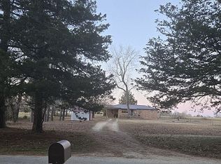 4040 Flora Cemetery Rd, Viola, AR 72583