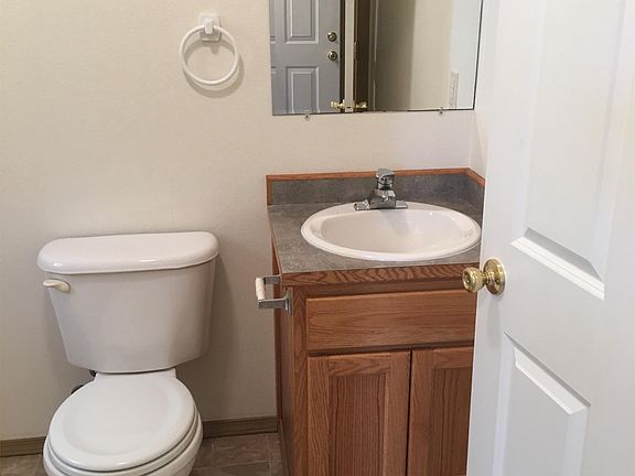 3rd image of 732 NW Paragon Pl #1