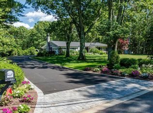 225 Laurel Lane, Laurel Hollow, NY 11791