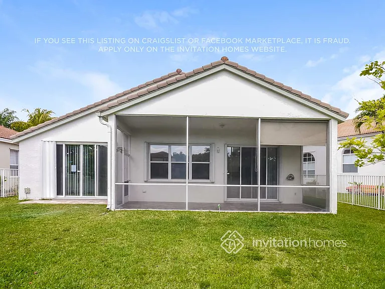 5213 SW 158th Ave — Photo 16