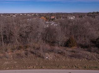 8602 Carberry Ln, Roscoe, IL 61073