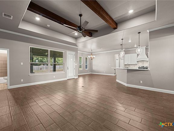 4th image of 267 Sand Flat Ln