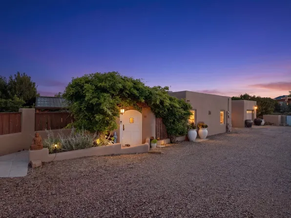 20 Moya Loop, Santa Fe, NM 87508