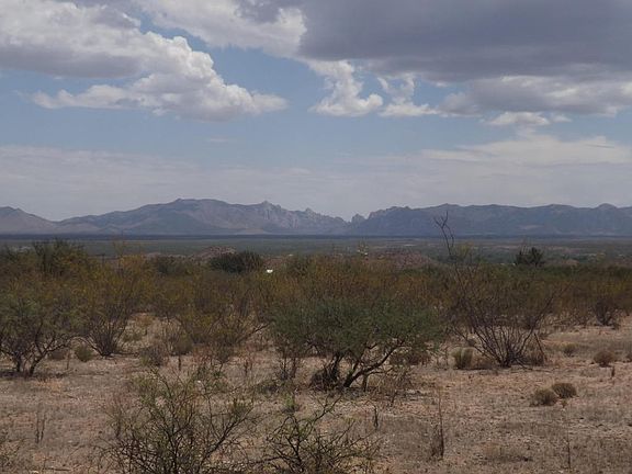 4th image of W Desert Rose Ln #1