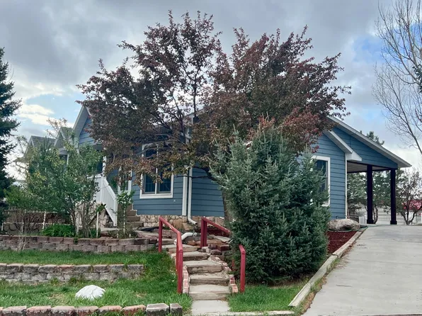 1441 Fremont St, Thermopolis, WY 82443