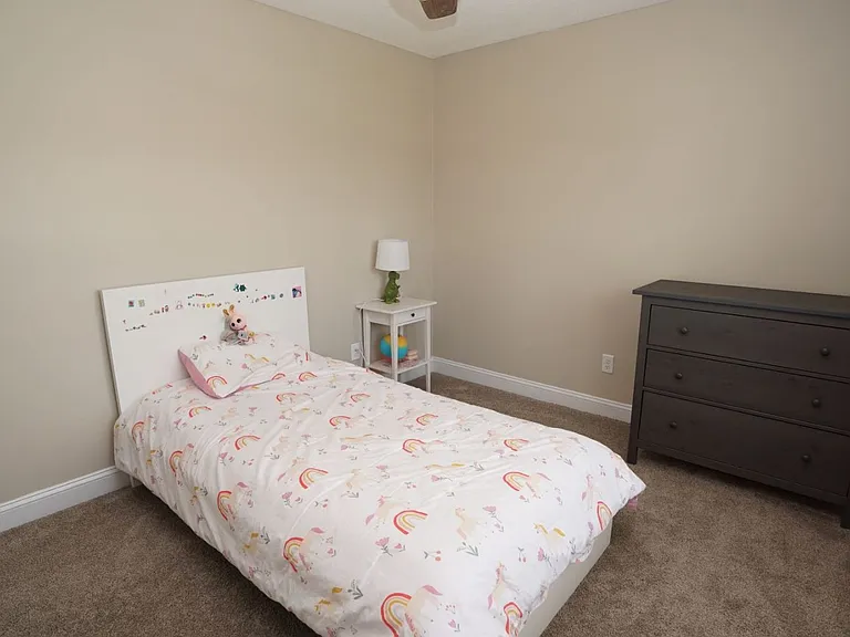 112 S Sea St — Photo 29