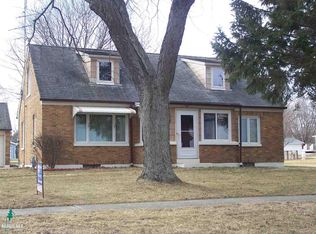 118 School St, Chadwick, IL 61014