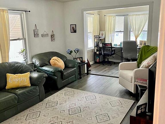 2nd image of 1226 Circle Ave APT 1