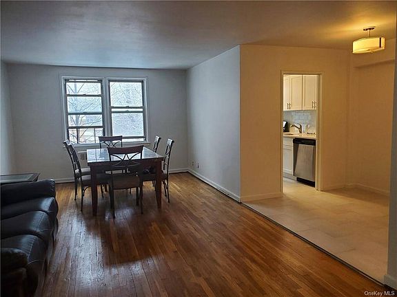 5th image of 47 Point St Floor 3C-3