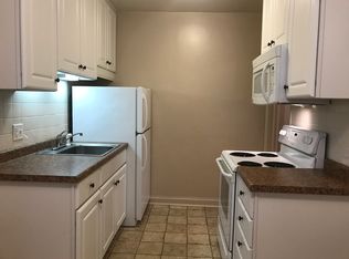 256 Brimhall St #B, Saint Paul, MN 55105