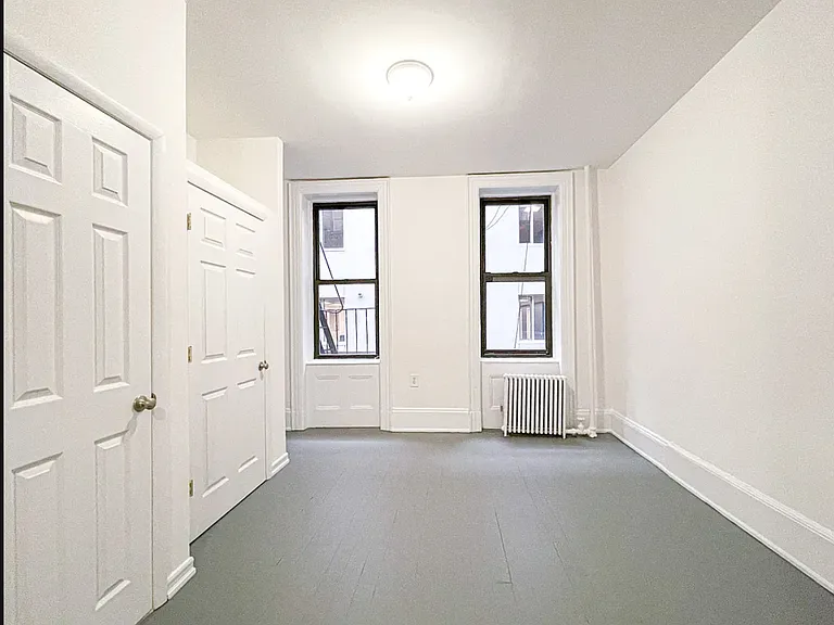 344 E 62nd St #2D — Photo 2