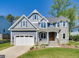 628 John Marshall Dr NW, Vienna, VA 22180