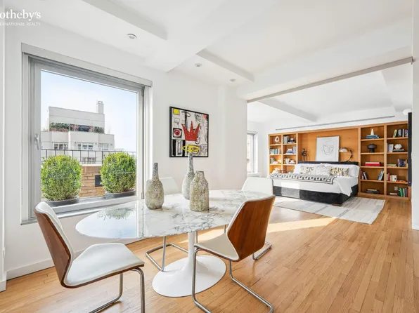 1 5th Avenue image 6 of 21