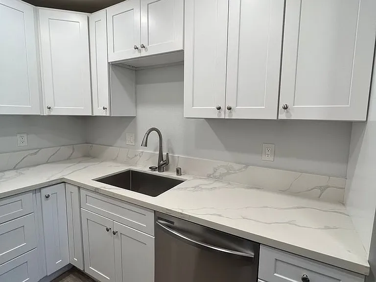 333 Lansing Circle — Photo 11