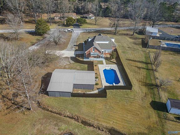 5th image of 3011 County Road 327