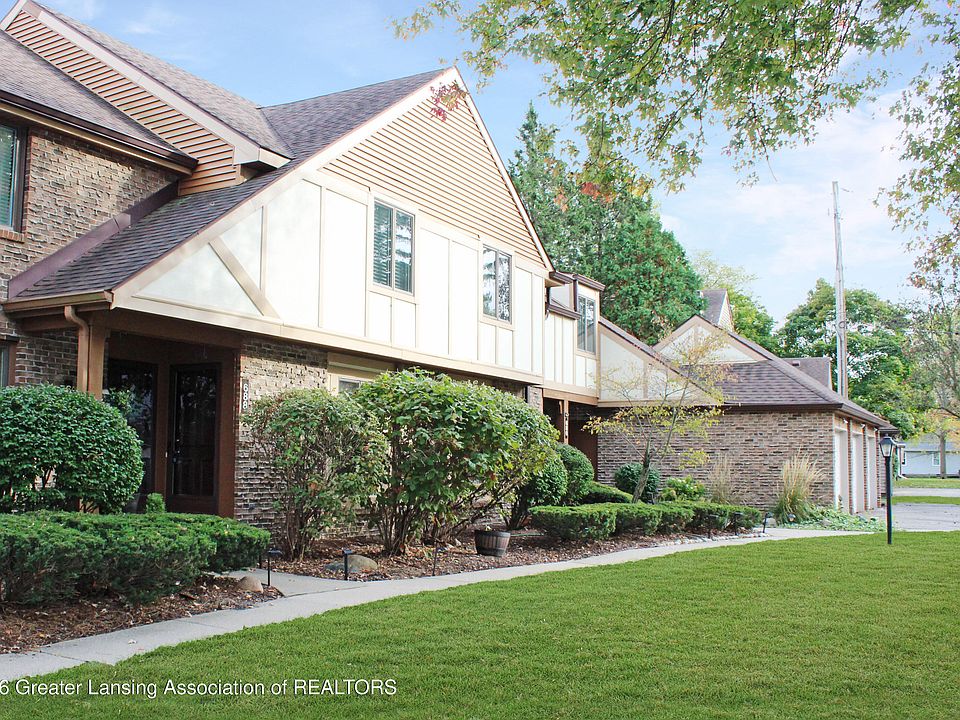 1st image of 688 Moorland Dr