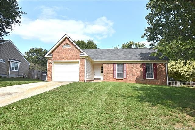 1st image of 2408 Oak Leigh Dr