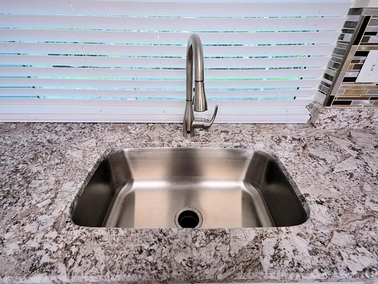 8504 Sunflower Ln — Photo 9