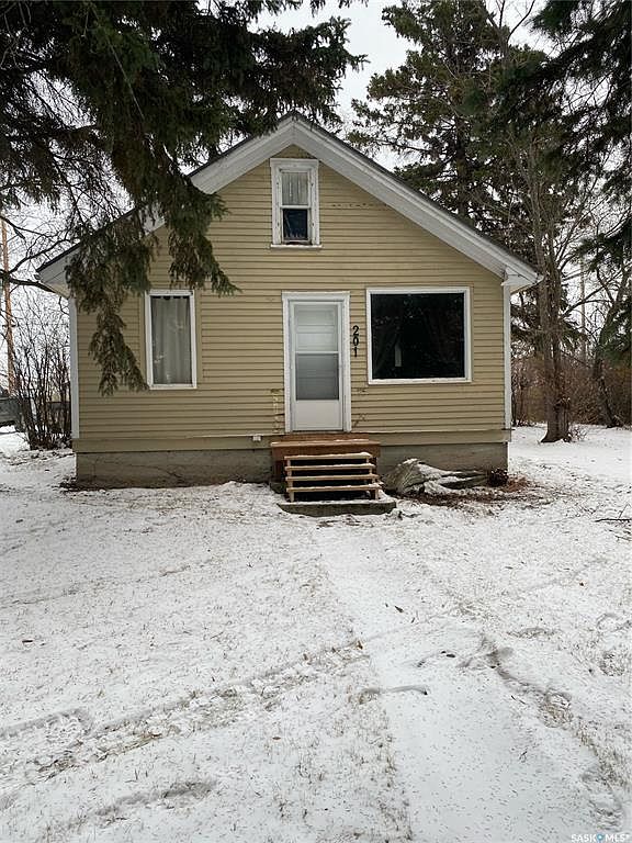 201 1st STREET W, Pelly, SK S0A 2Z0 MLS SK950100 Zillow