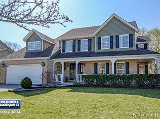 16 Breckenridge Dr, Aurora, IL 60504